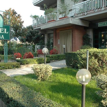 Hotel Vignola Assisi Buitenkant foto