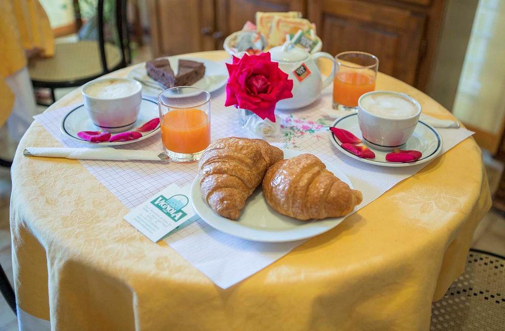 Hotel Vignola Assisi Buitenkant foto