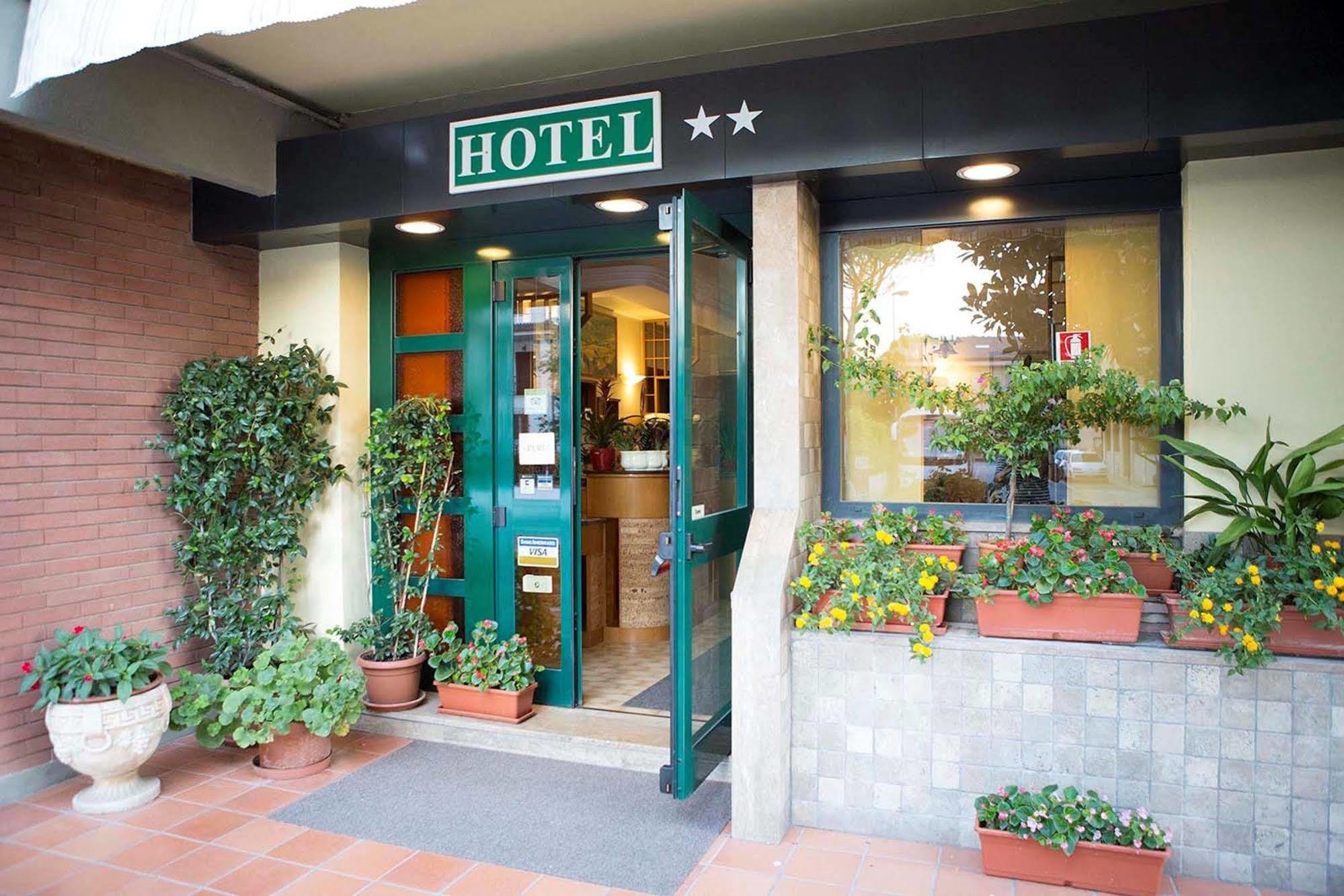Hotel Vignola Assisi Buitenkant foto